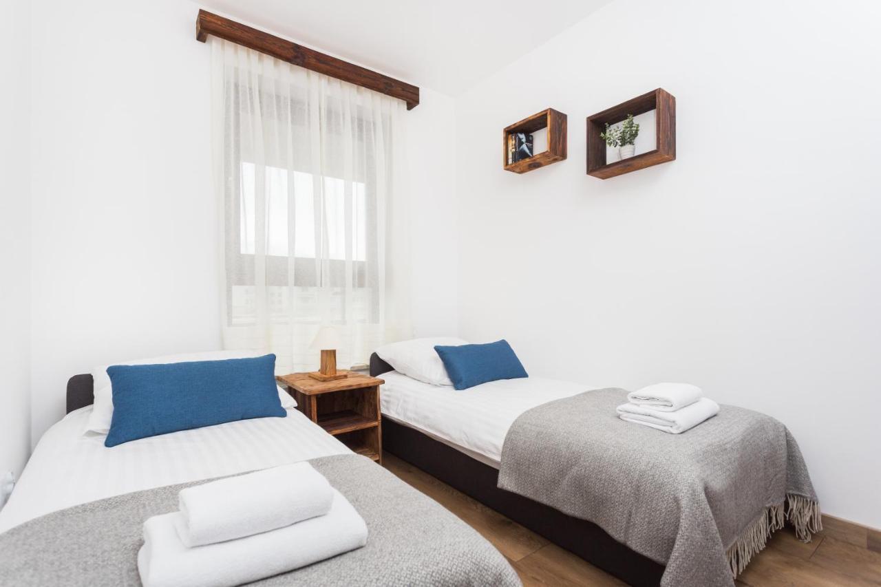 City Of The Kings - Wolf Apartment Krakow Dış mekan fotoğraf